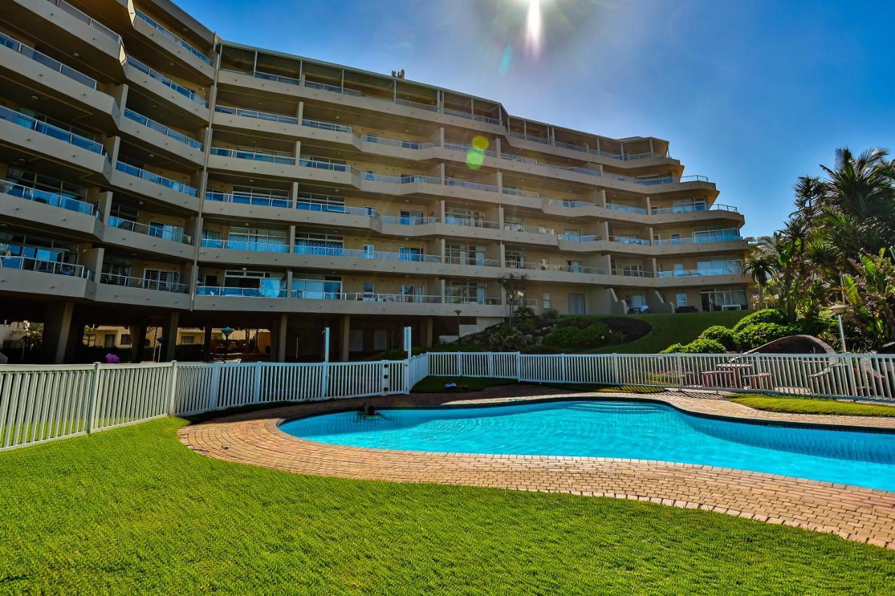 Sands Beach Breaks Beach Front Ballito Extérieur photo