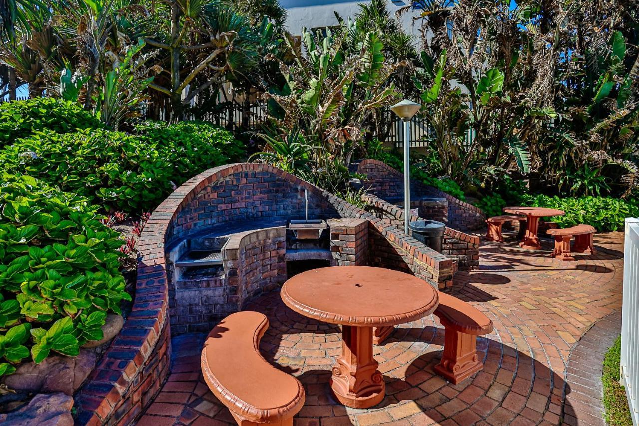 Sands Beach Breaks Beach Front Ballito Extérieur photo