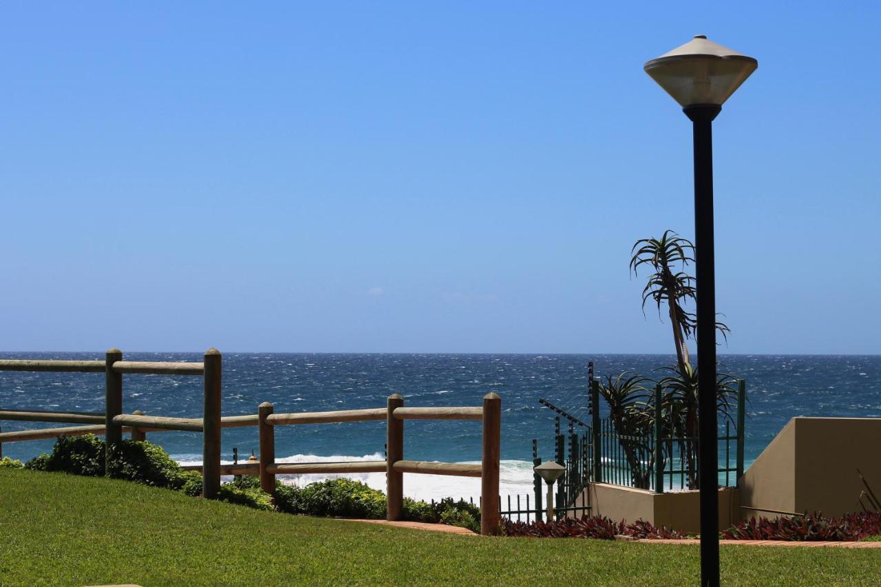 Sands Beach Breaks Beach Front Ballito Extérieur photo