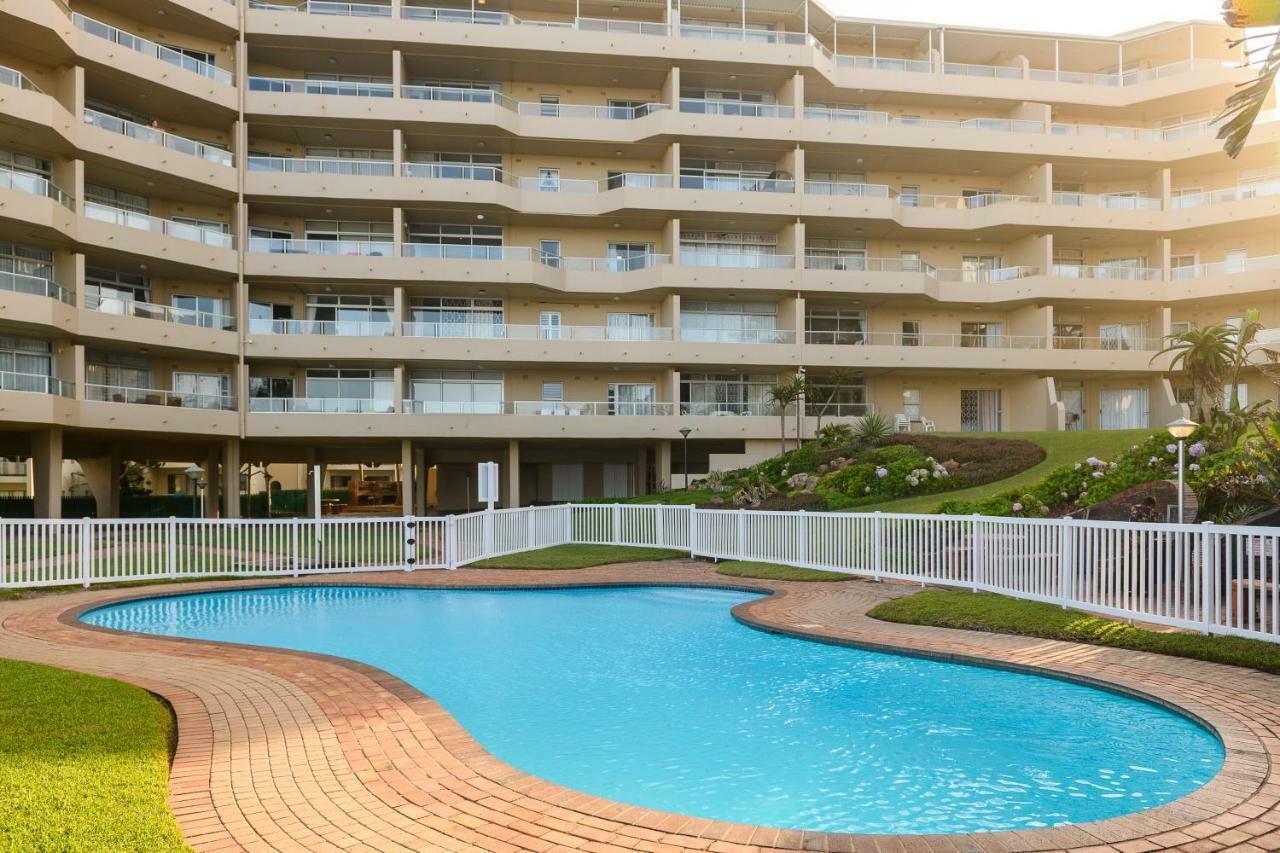 Sands Beach Breaks Beach Front Ballito Extérieur photo